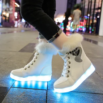 7 ipupas Parlayan Çizmeler Erkek Kız ve Kadınlar için USB Şarjlı Light Up Ayakkabı Sıcak Peluş Yüksek top Çocuk Kışlık Botlar