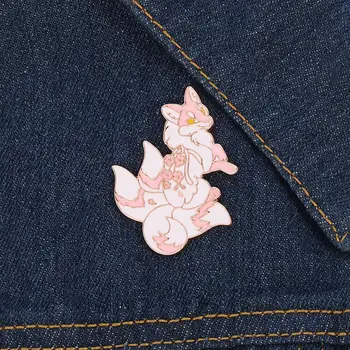 Benzersiz Charm Dört Kuyruklu Çiçek Pembe Tilki Sert Emaye Pin Sevimli Karikatür Bitki Pastel Sakura Madalya Broş Sırt Çantası moda takı