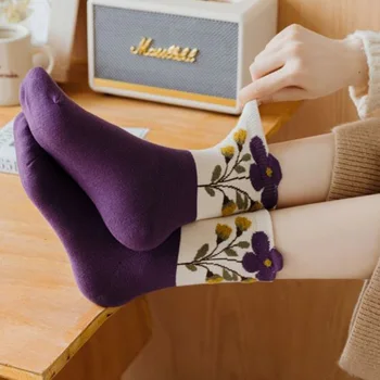 Mor Tarzı Baskı Tutmak sıcak tutan çoraplar Kadınlar Uzun Kalın Kış Yün Çorap Üç Boyutlu Çiçek Sevimli bacak ısıtıcıları Kore Harajuku