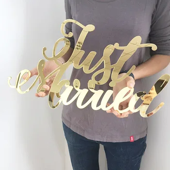 Sadece Evlı Kişiselleştirilmiş Ahşap Düğün Işareti Rustik Özel Lazer Kesim Ayna Gül Altın Akrilik Isimleri Resepsiyon Parti Işaretleri